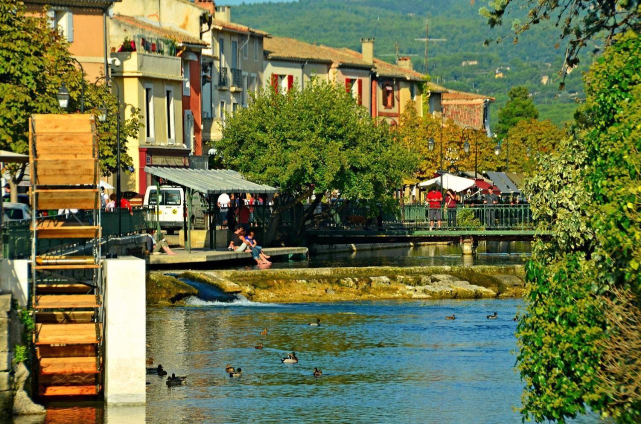 Le Petit Studio - 15 M2 - Centre Ville - Sorgue A 50 M L'Isle-sur-la-Sorgue Luaran gambar