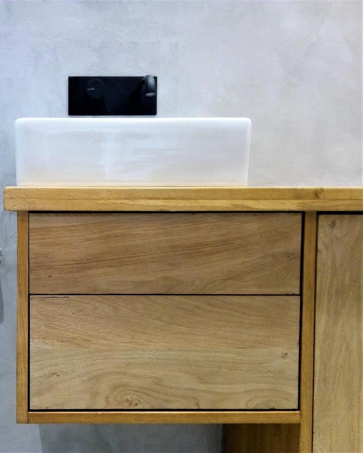 Le Petit Studio - 15 M2 - Centre Ville - Sorgue A 50 M L'Isle-sur-la-Sorgue Luaran gambar