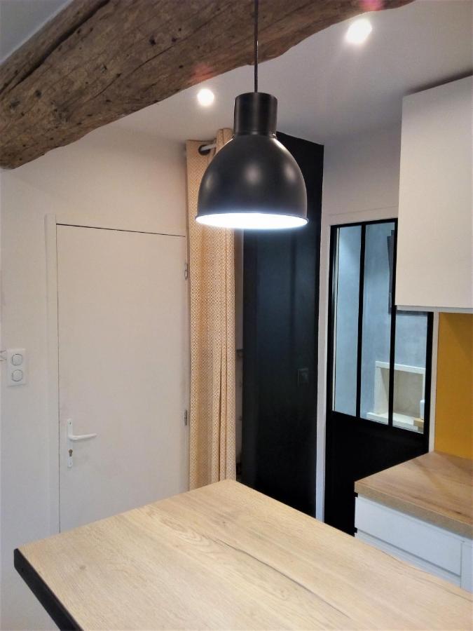 Le Petit Studio - 15 M2 - Centre Ville - Sorgue A 50 M L'Isle-sur-la-Sorgue Luaran gambar