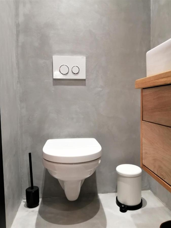 Le Petit Studio - 15 M2 - Centre Ville - Sorgue A 50 M L'Isle-sur-la-Sorgue Luaran gambar