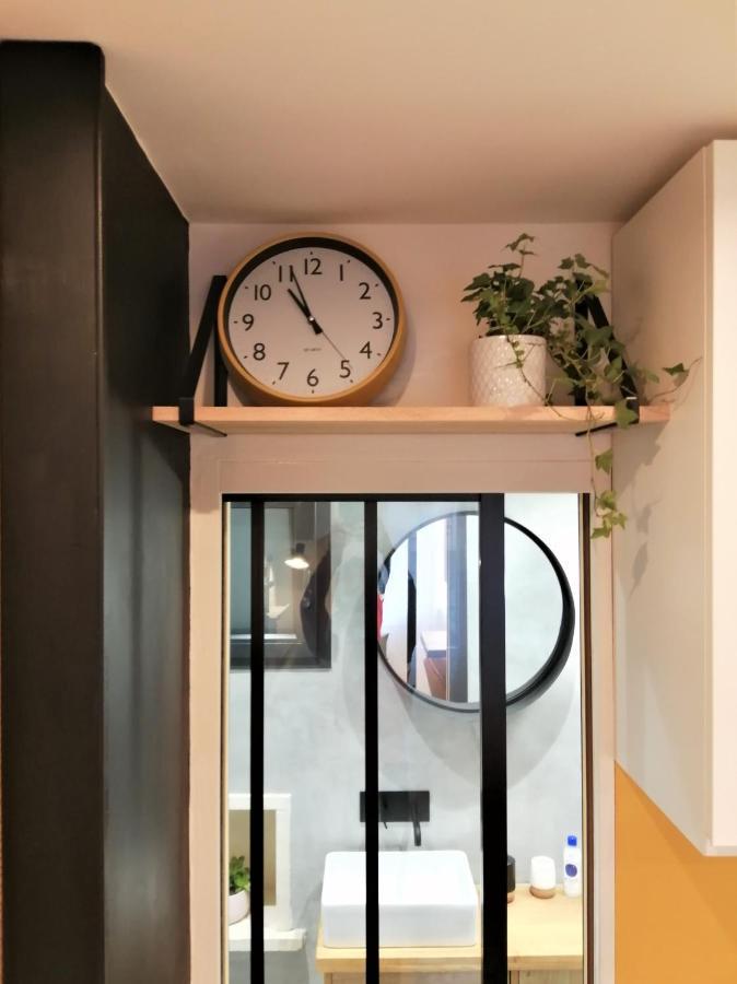Le Petit Studio - 15 M2 - Centre Ville - Sorgue A 50 M L'Isle-sur-la-Sorgue Luaran gambar
